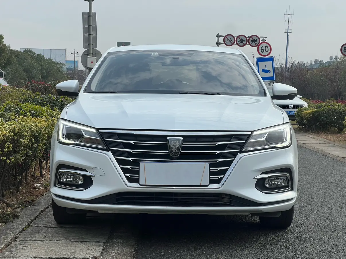 Roewe i5  из Китая