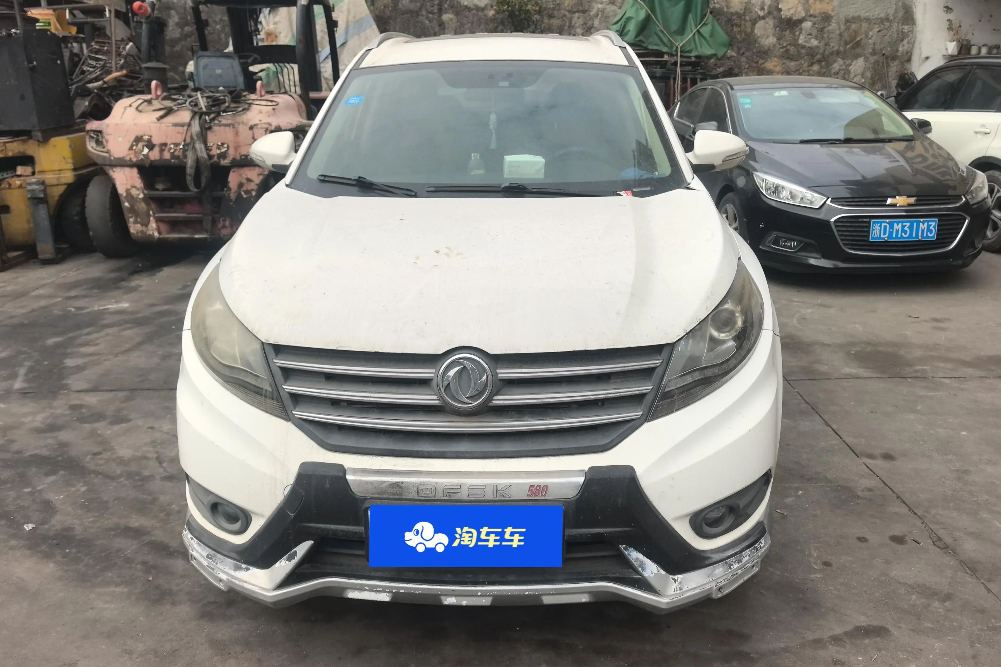 Dongfeng Fengon 580  из Китая