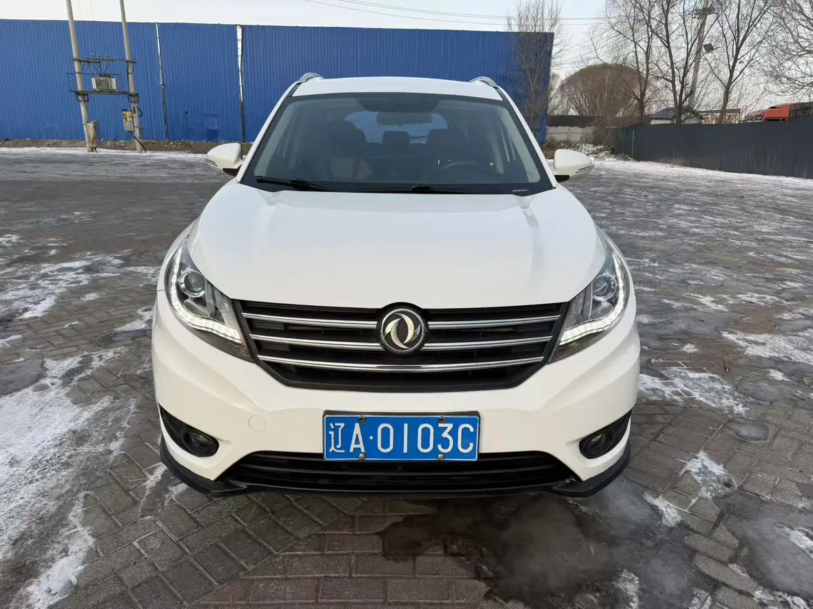 Dongfeng Fengon 580  из Китая