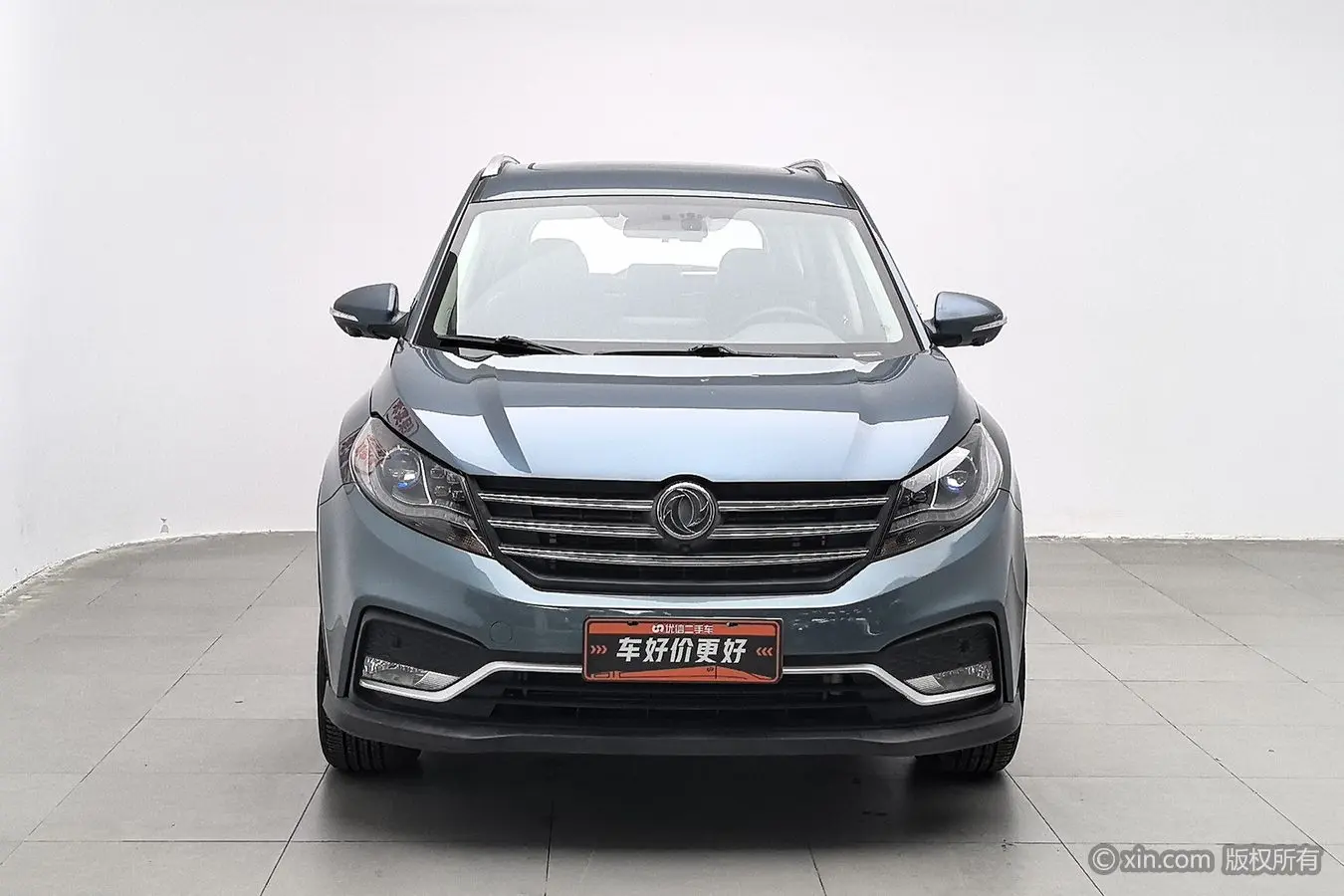Dongfeng Fengon 580  из Китая