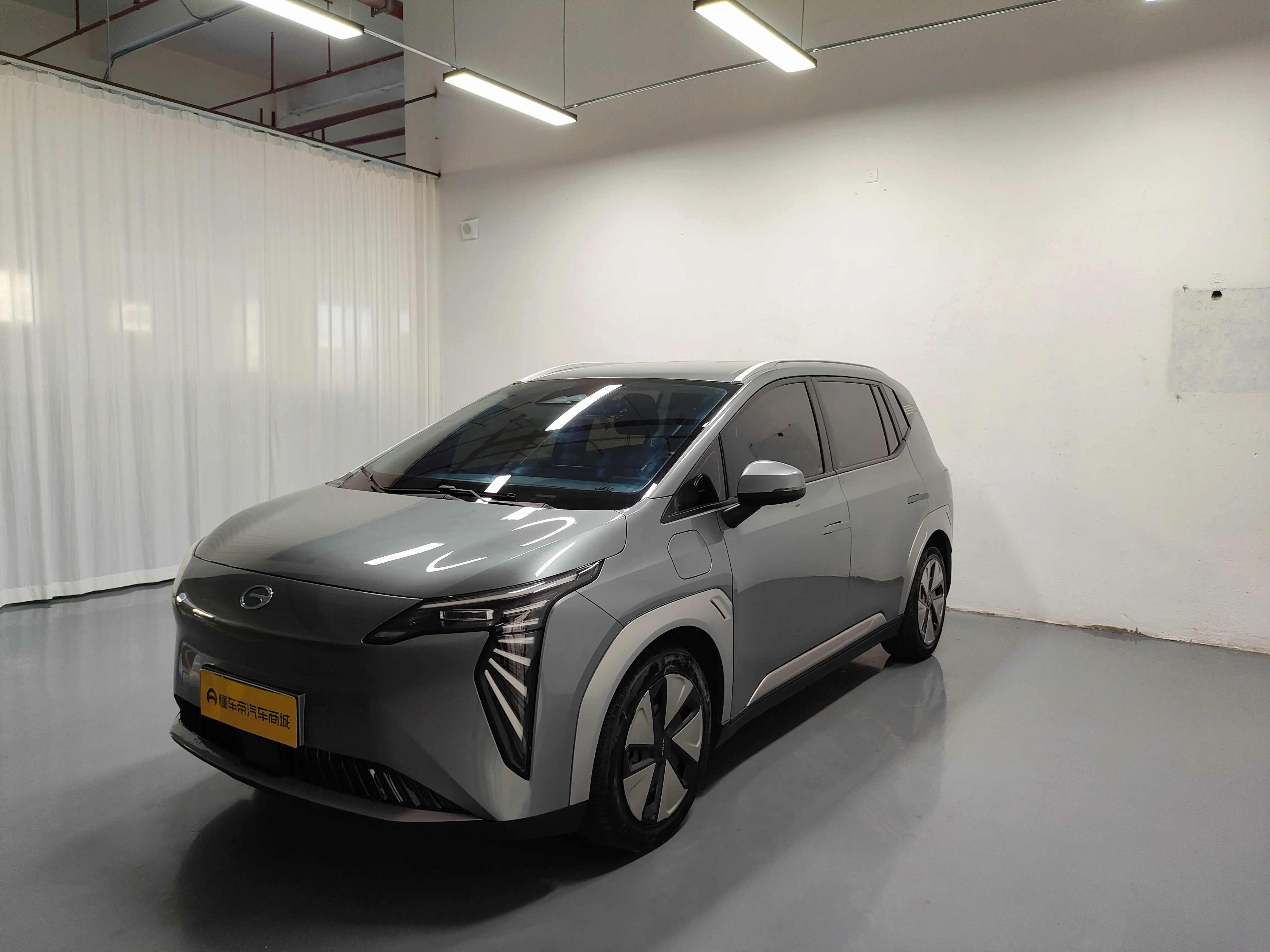 AION Y  из Китая