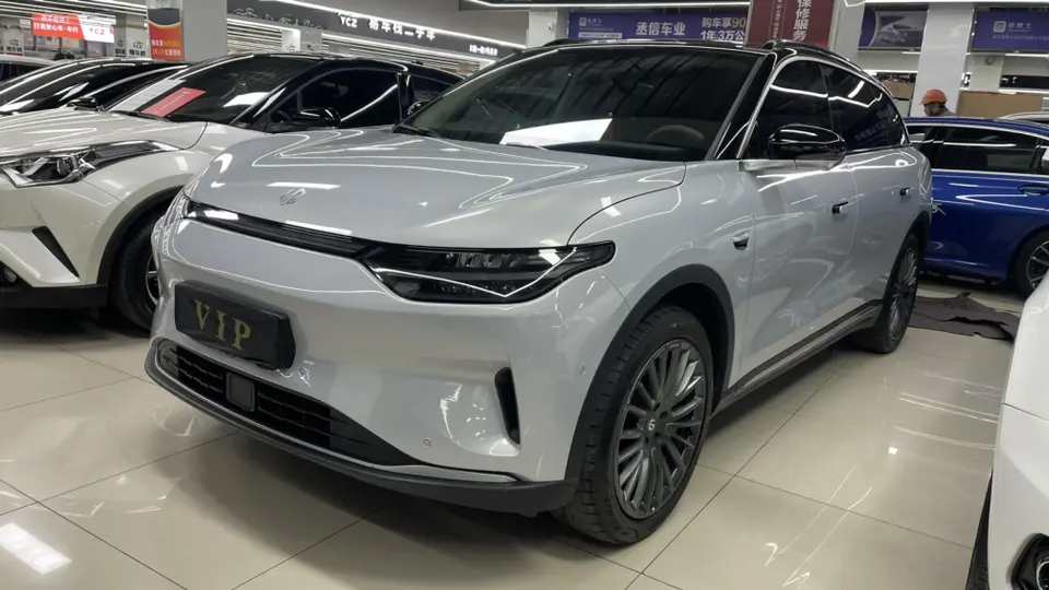 Leapmotor Zero running C11  из Китая