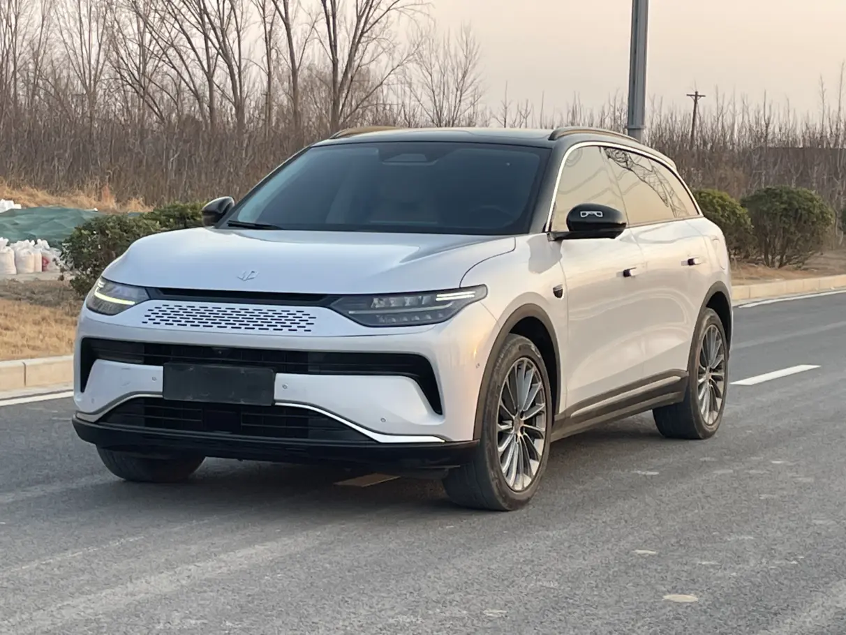 Leapmotor Zero running C11  из Китая