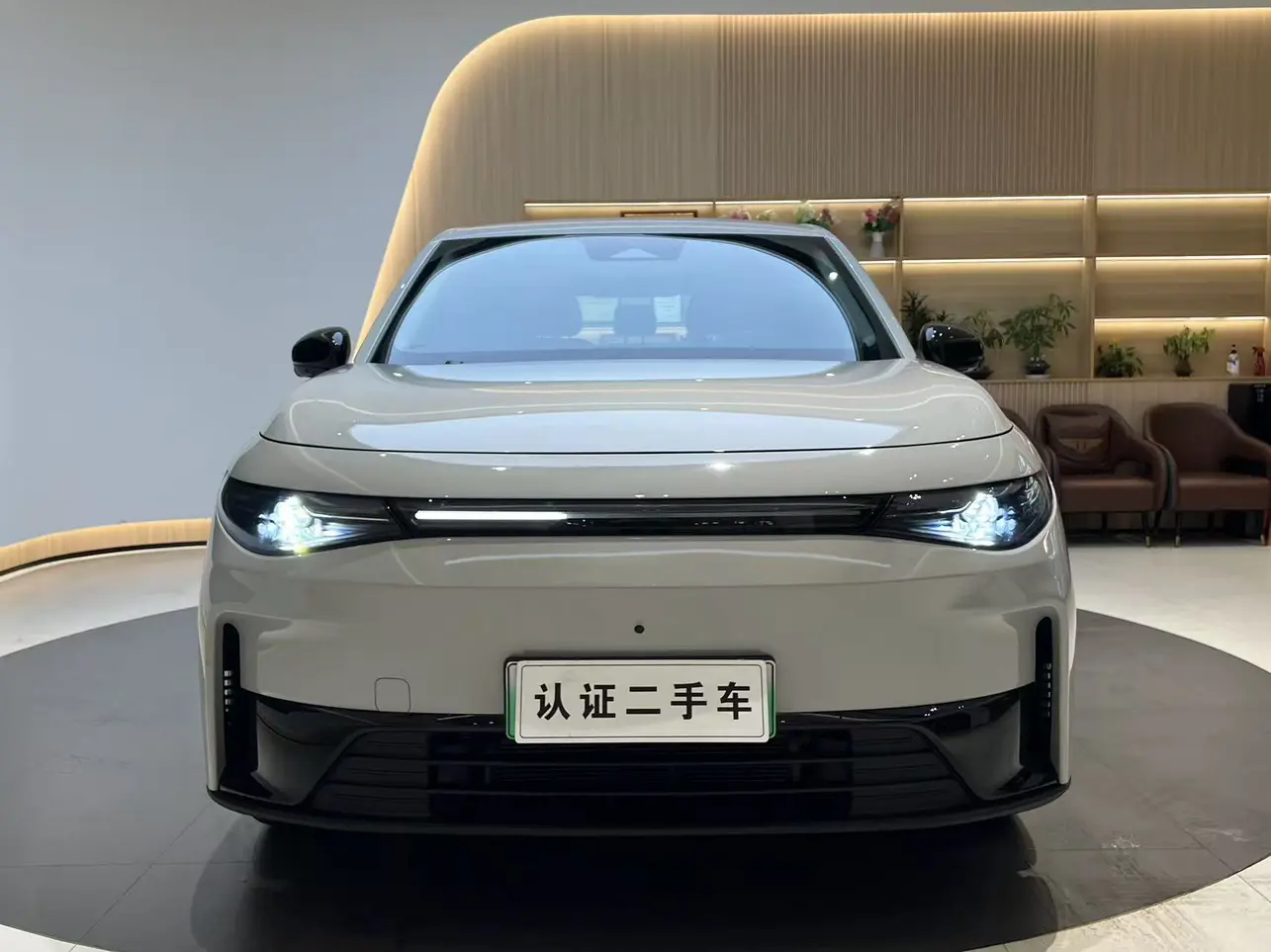 Leapmotor Zero running C10  из Китая