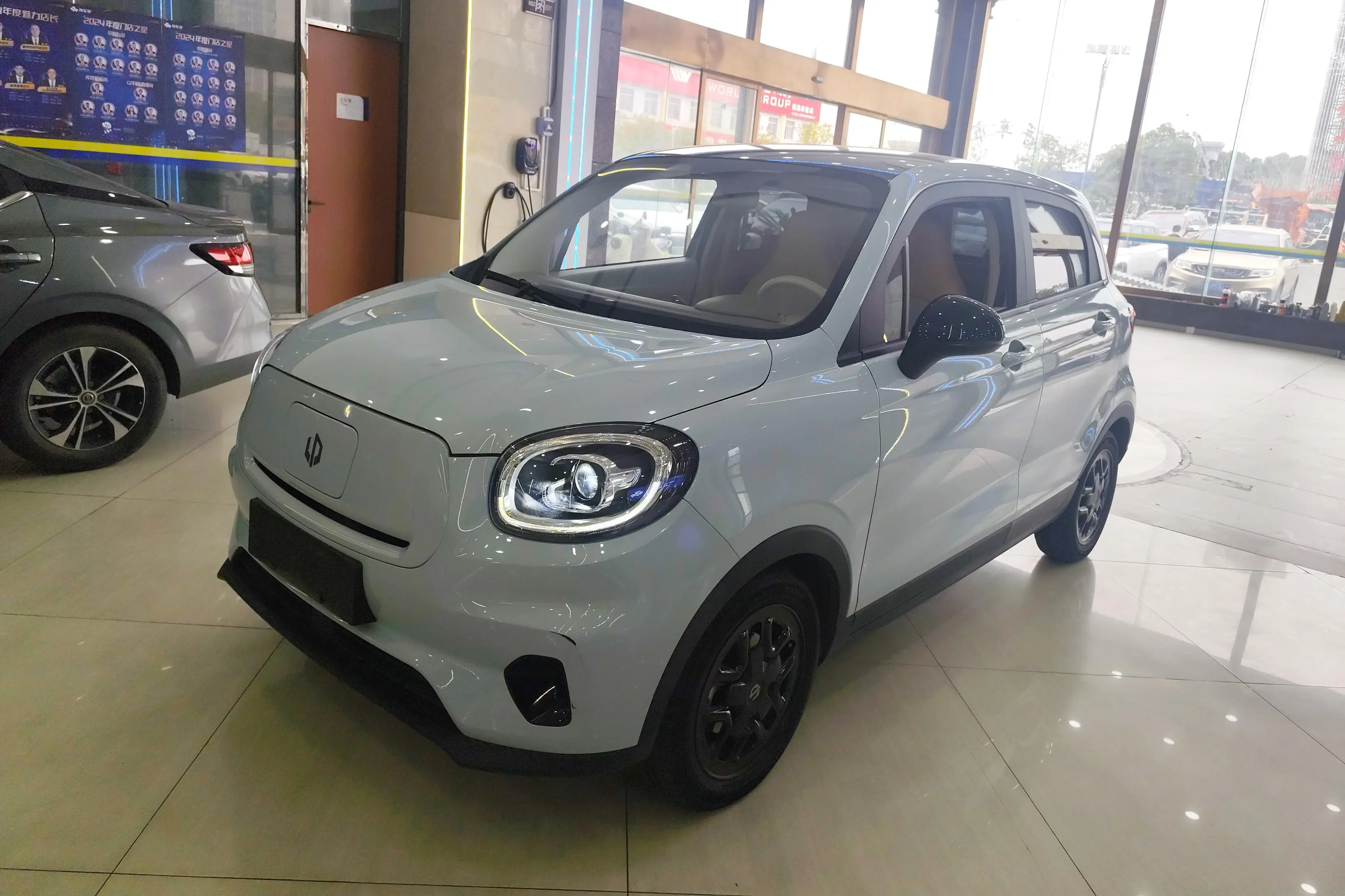 Leapmotor Zero running T03  из Китая