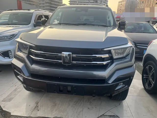 Tank 400 Hi4-T  из Китая