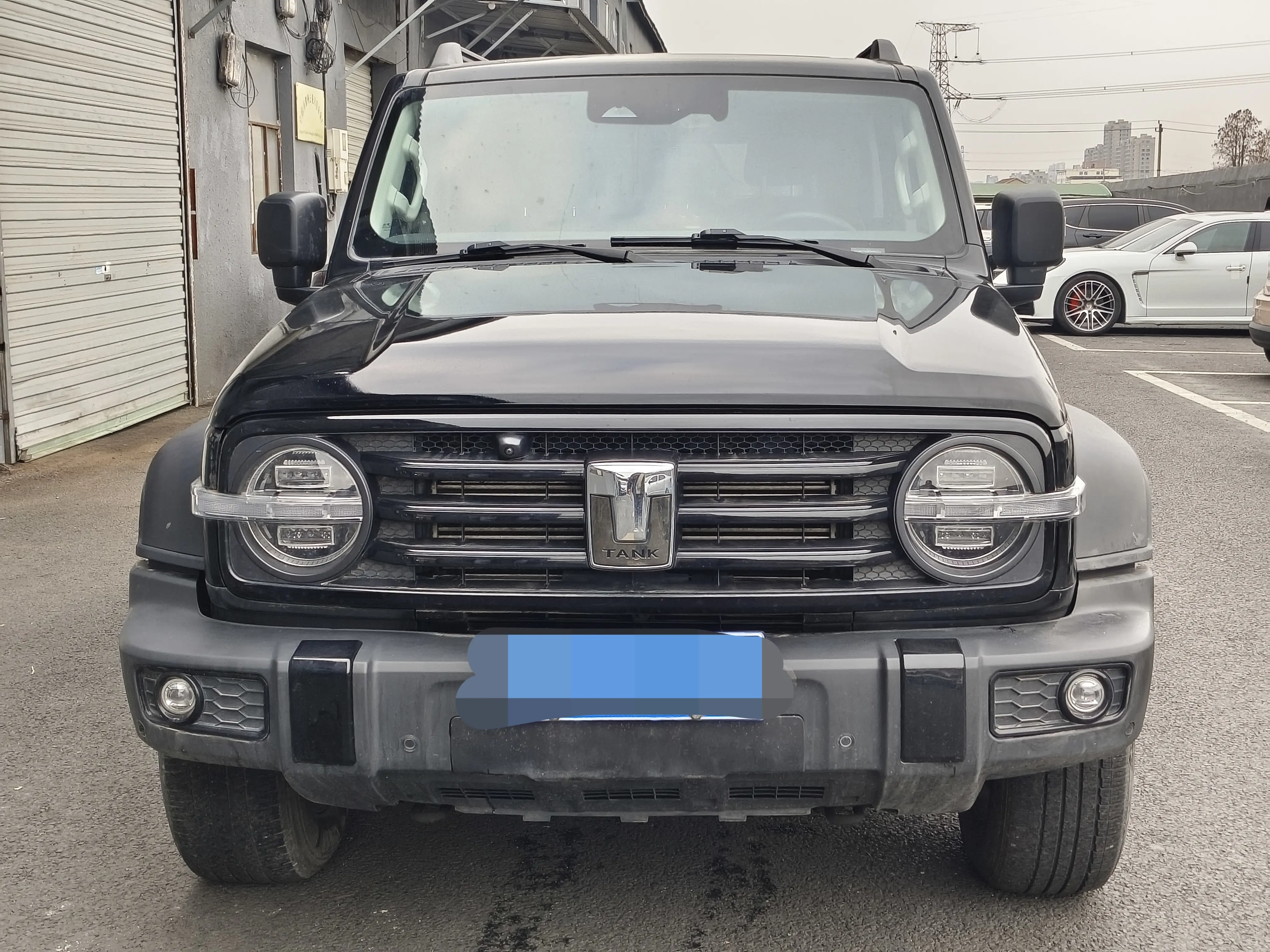 Tank 300  из Китая