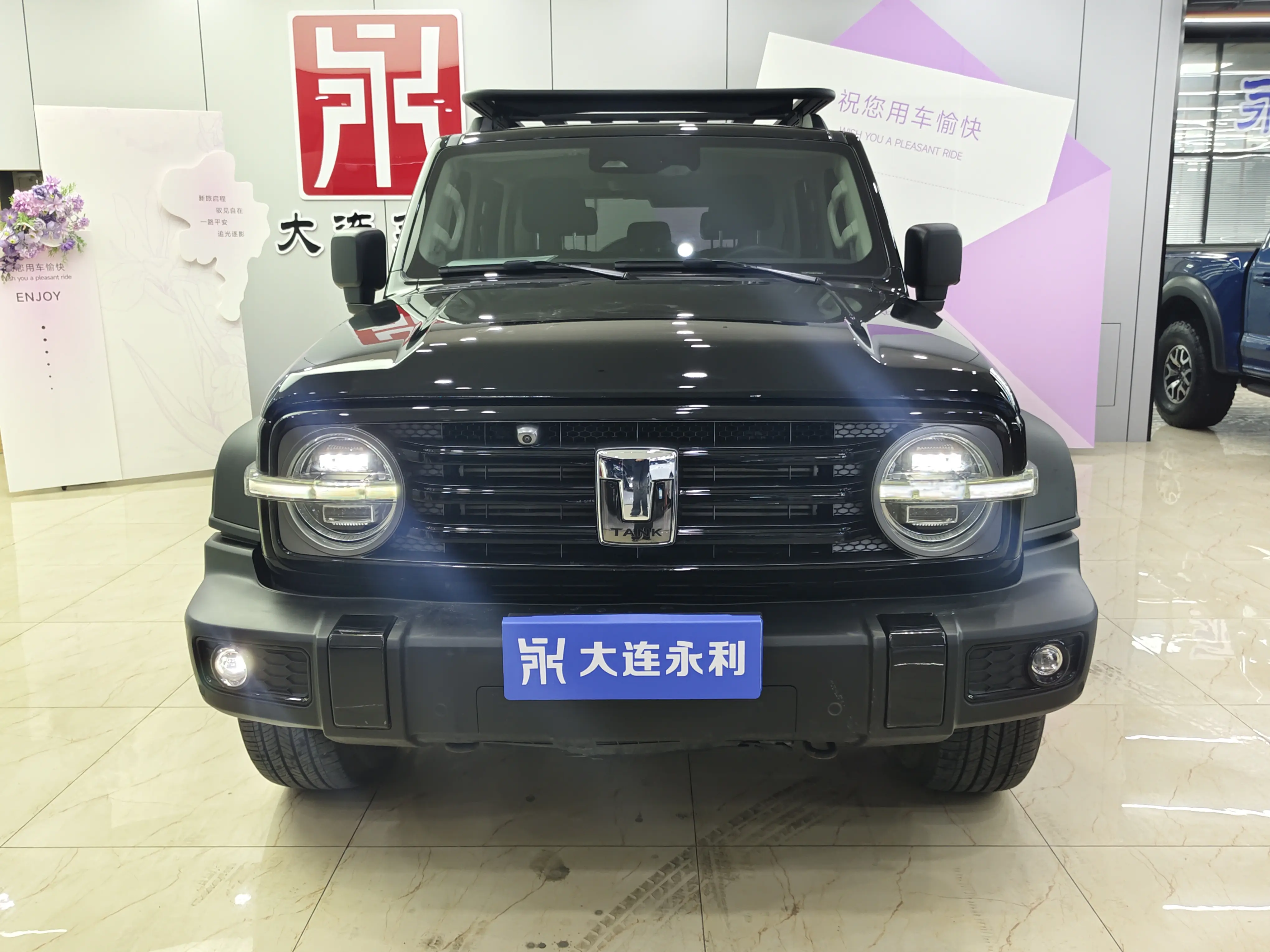 Tank 300  из Китая