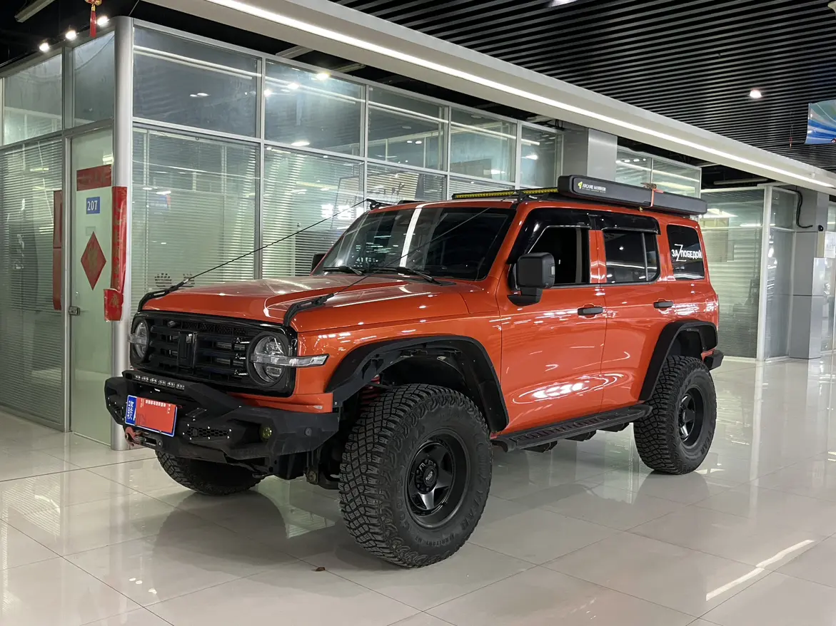 Tank 300  из Китая