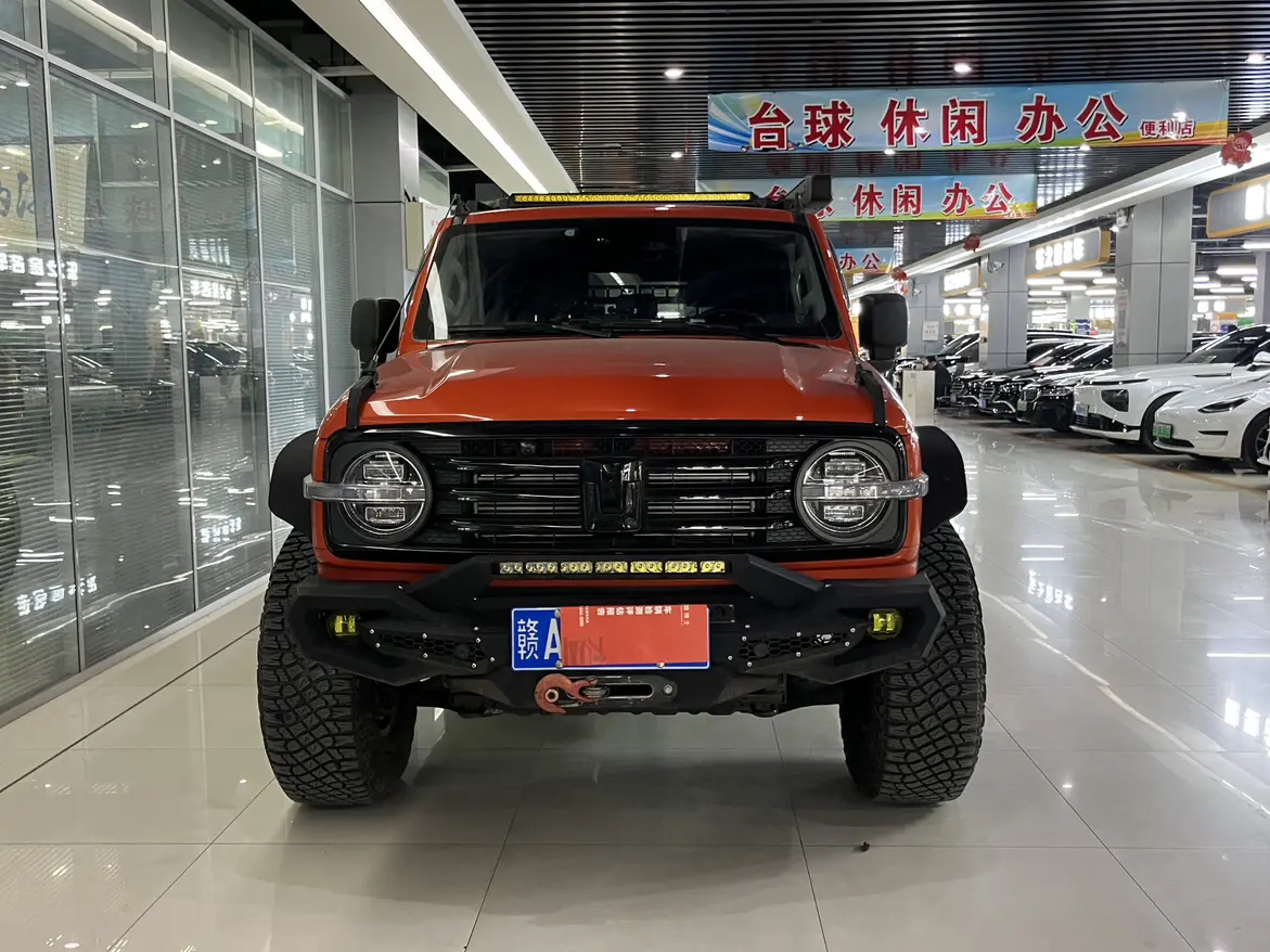 Tank 300  из Китая