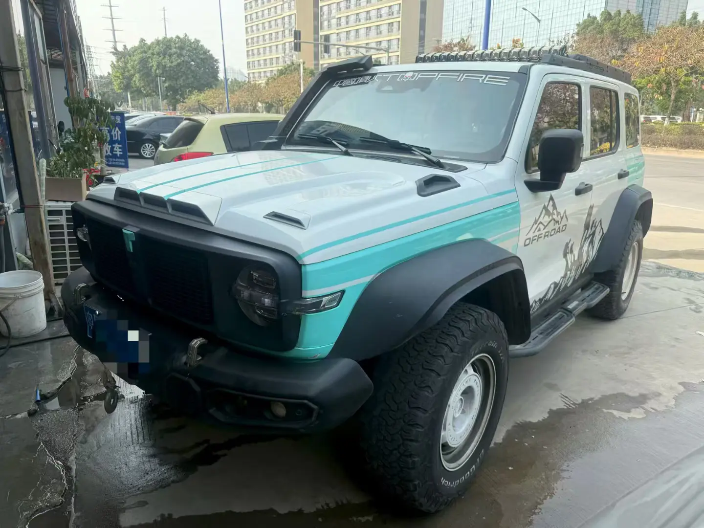 Tank 300  из Китая