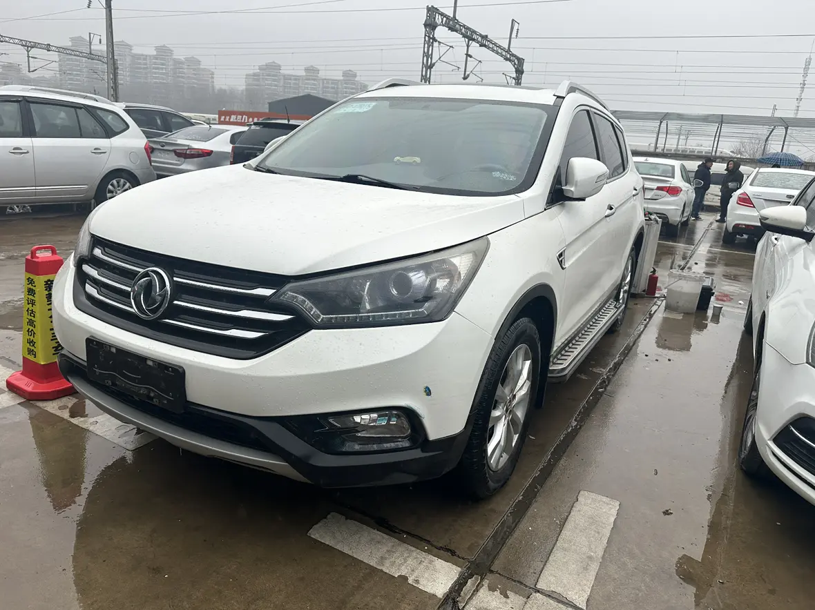 Dongfeng Fengshen AX7  из Китая
