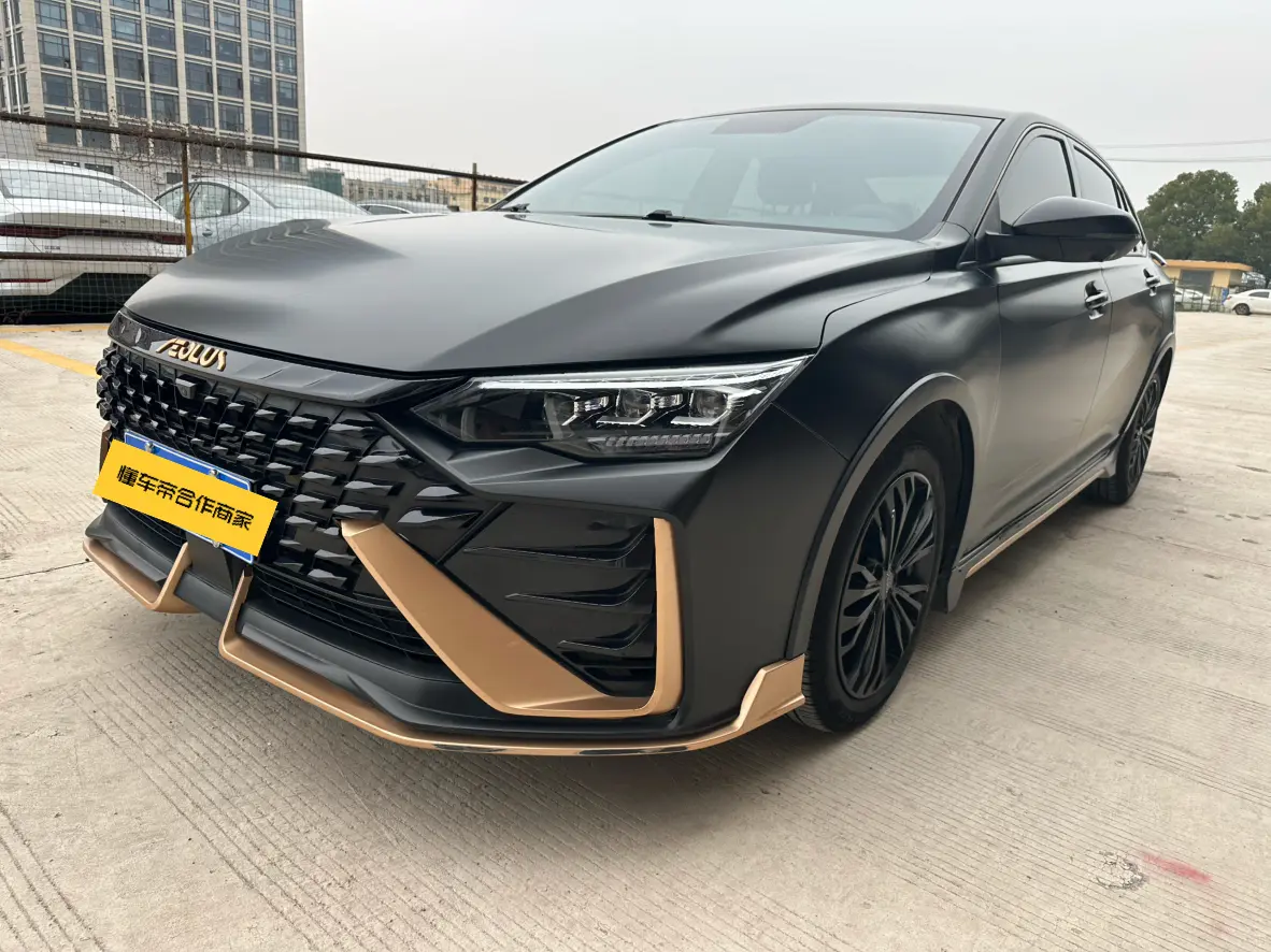 Dongfeng Yixuan MAX  из Китая