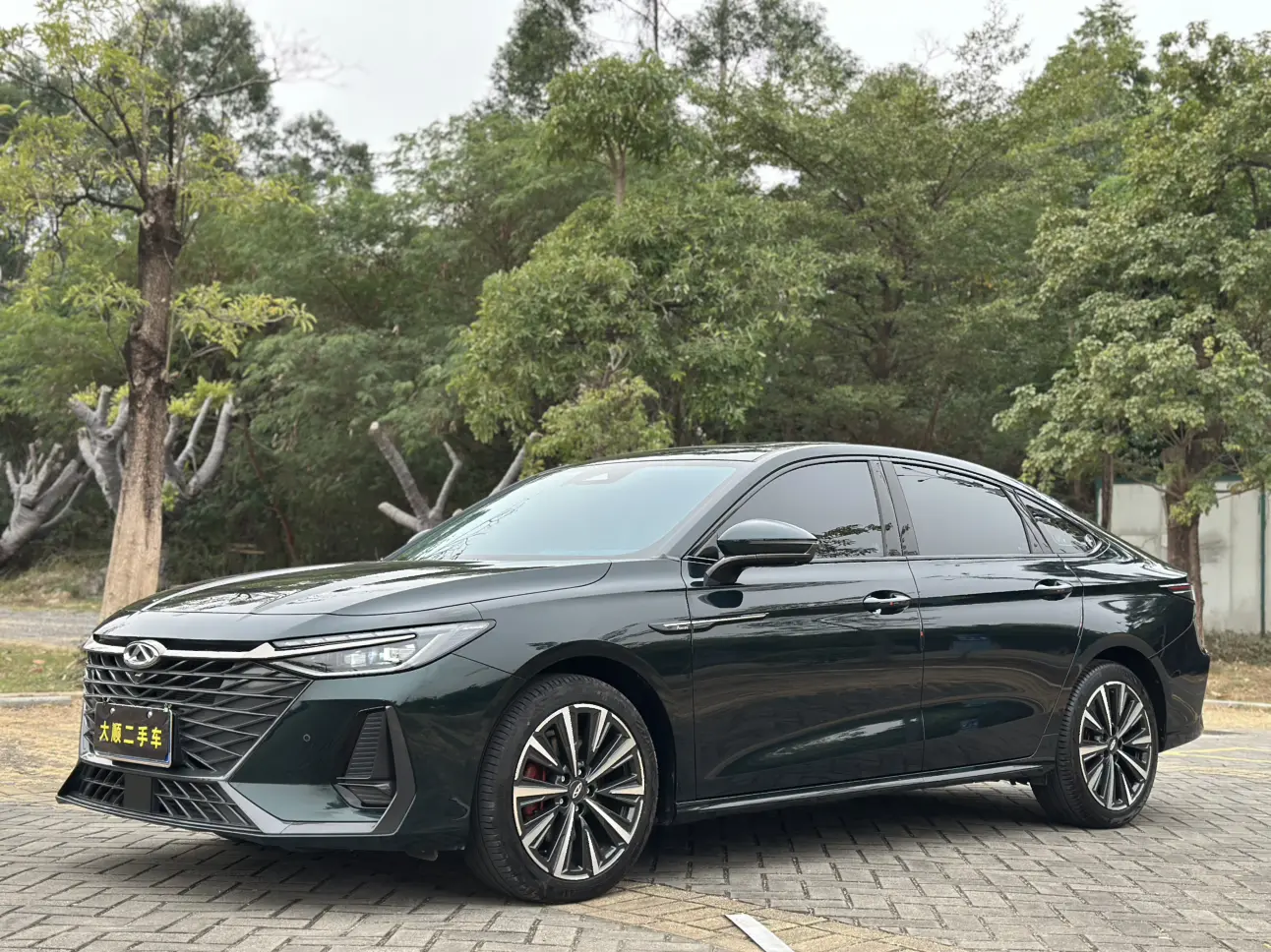 Chery Arrizo 8  из Китая