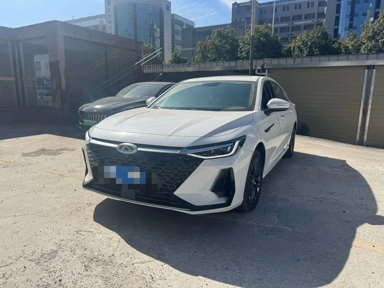 Chery Arrizo 8  из Китая