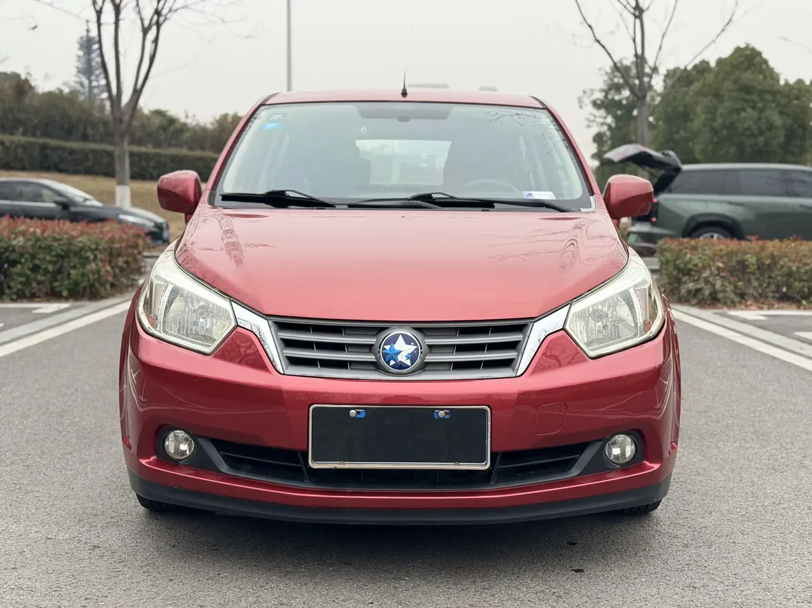 Kai Chen Venucia R50  из Китая