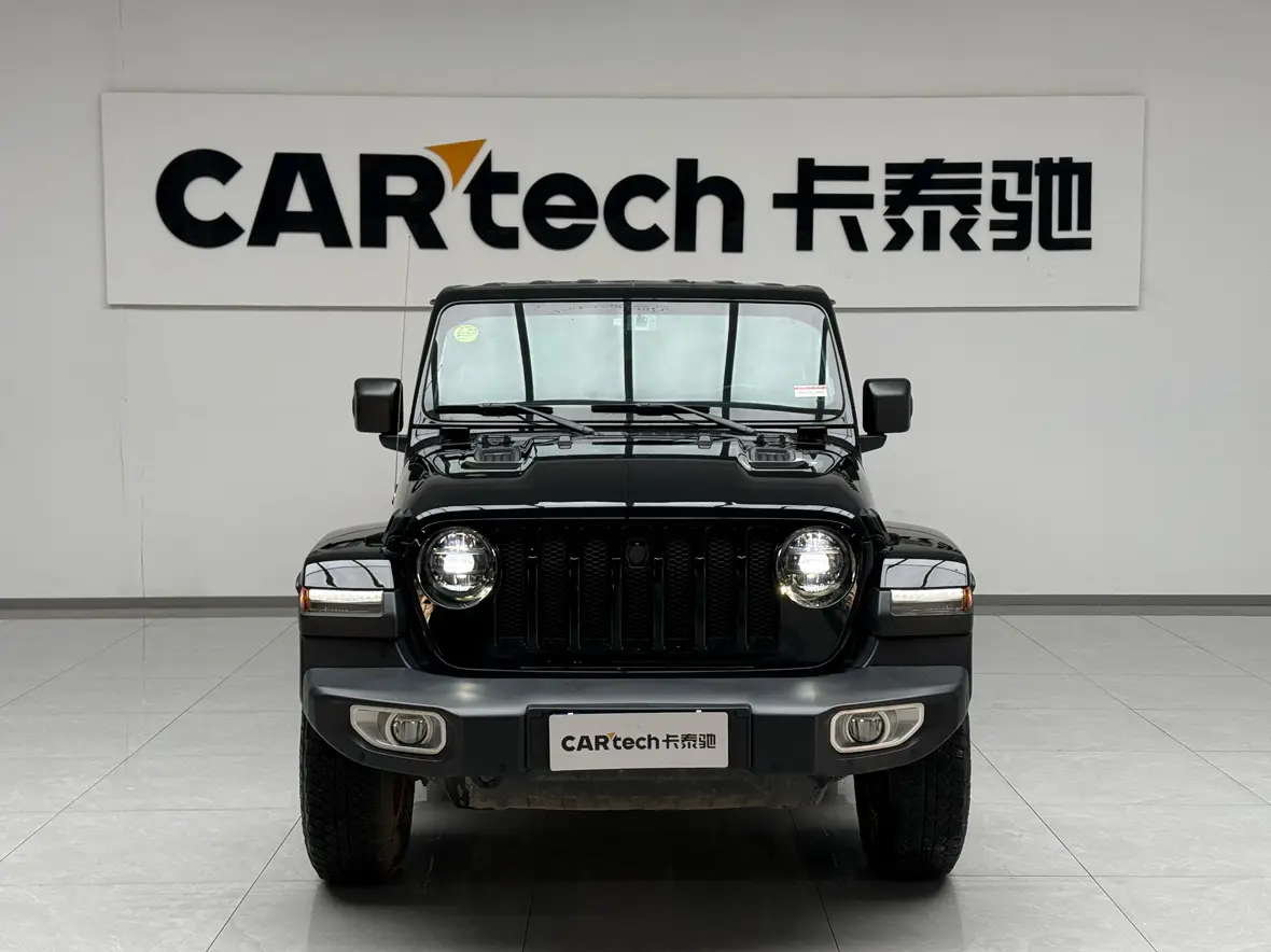 Jeep Wrangler  из Китая