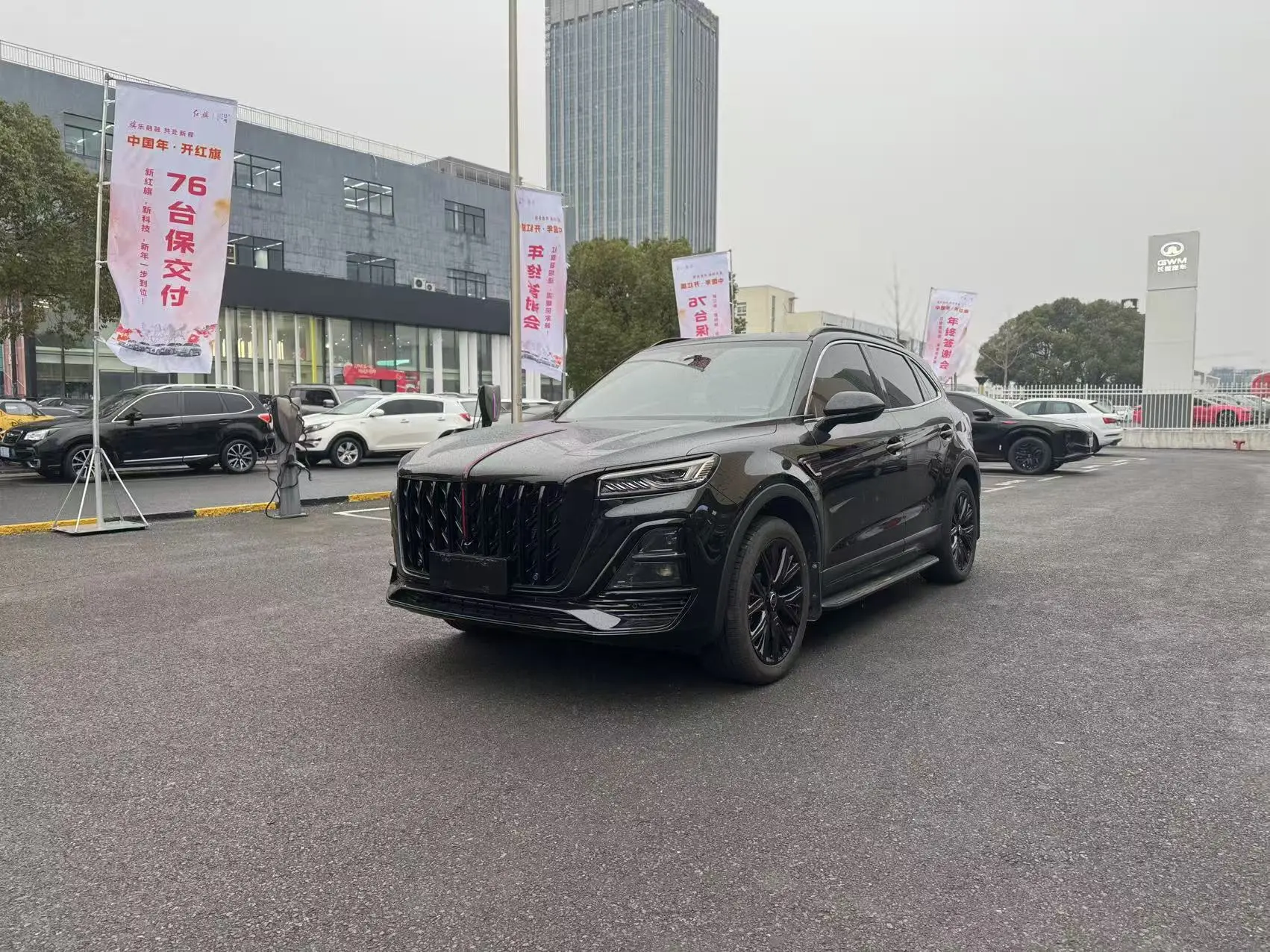 Hongqi HS5  из Китая