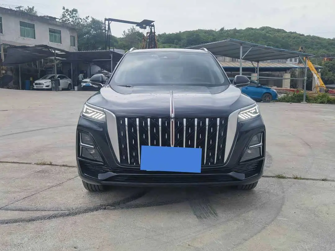 Hongqi HS5  из Китая