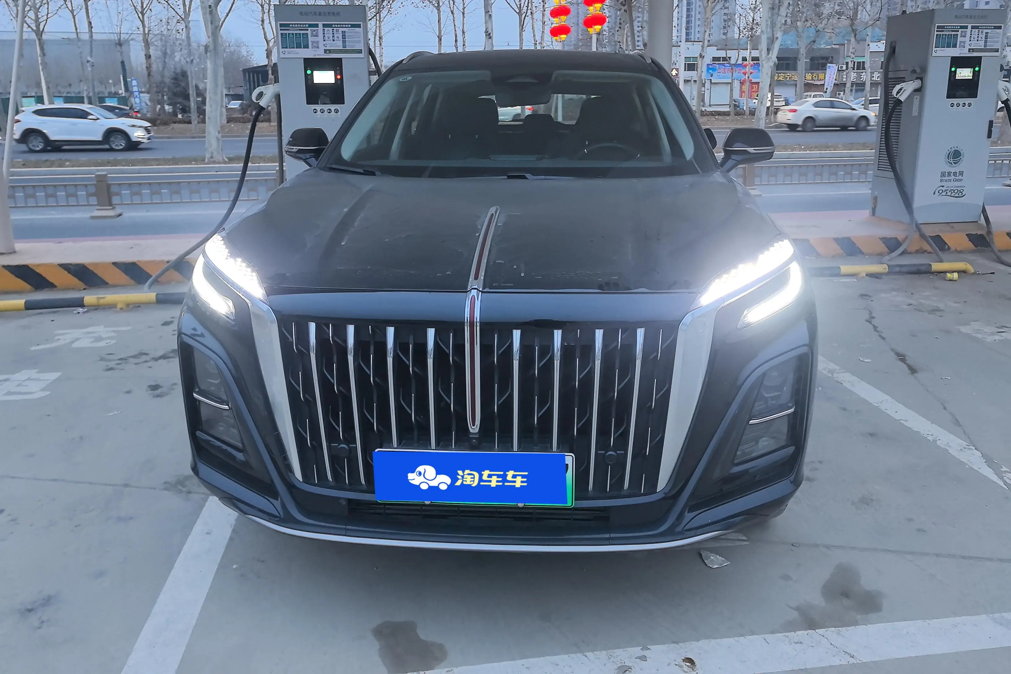 Hongqi HS3 PHEV  из Китая