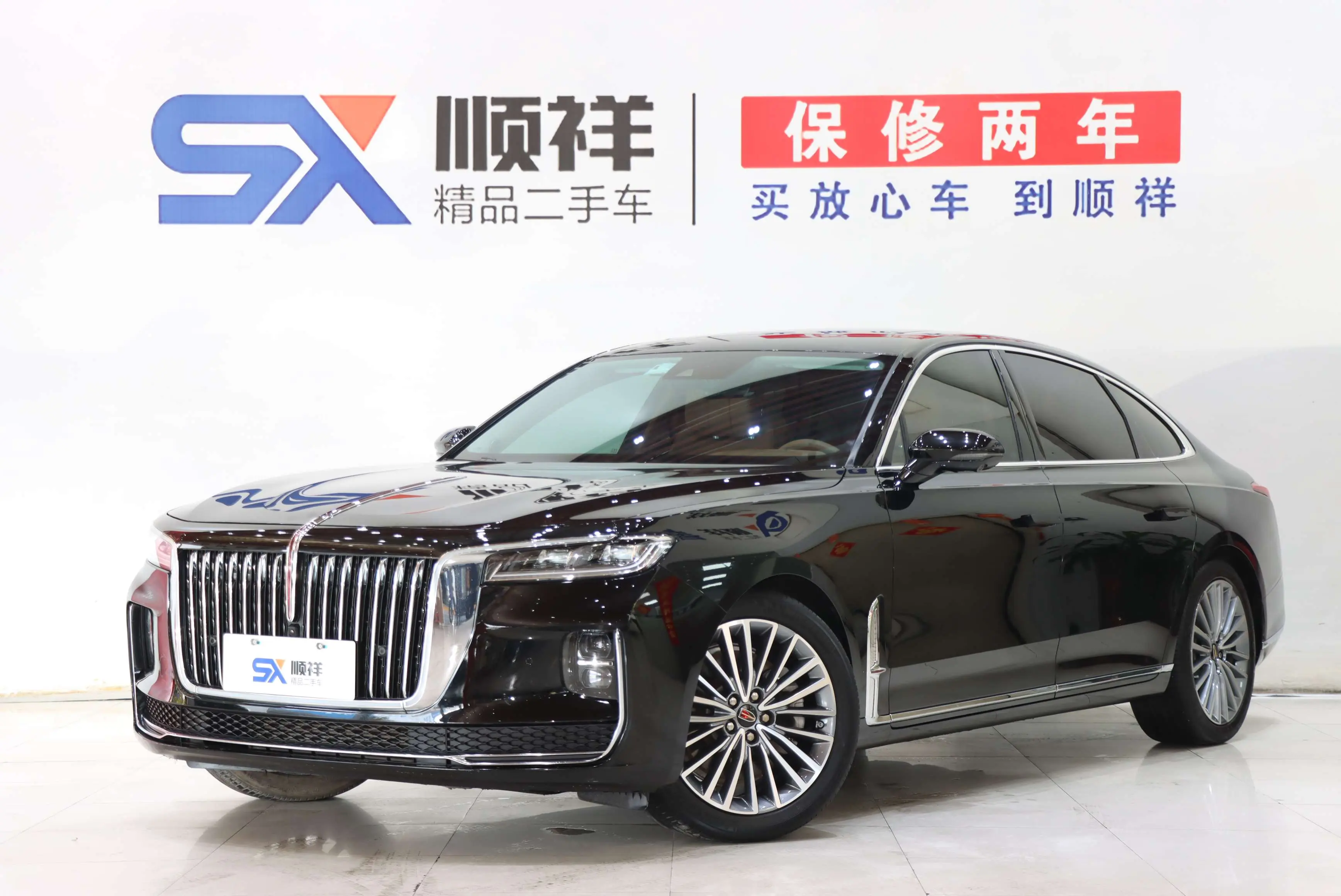 Hongqi H9  из Китая