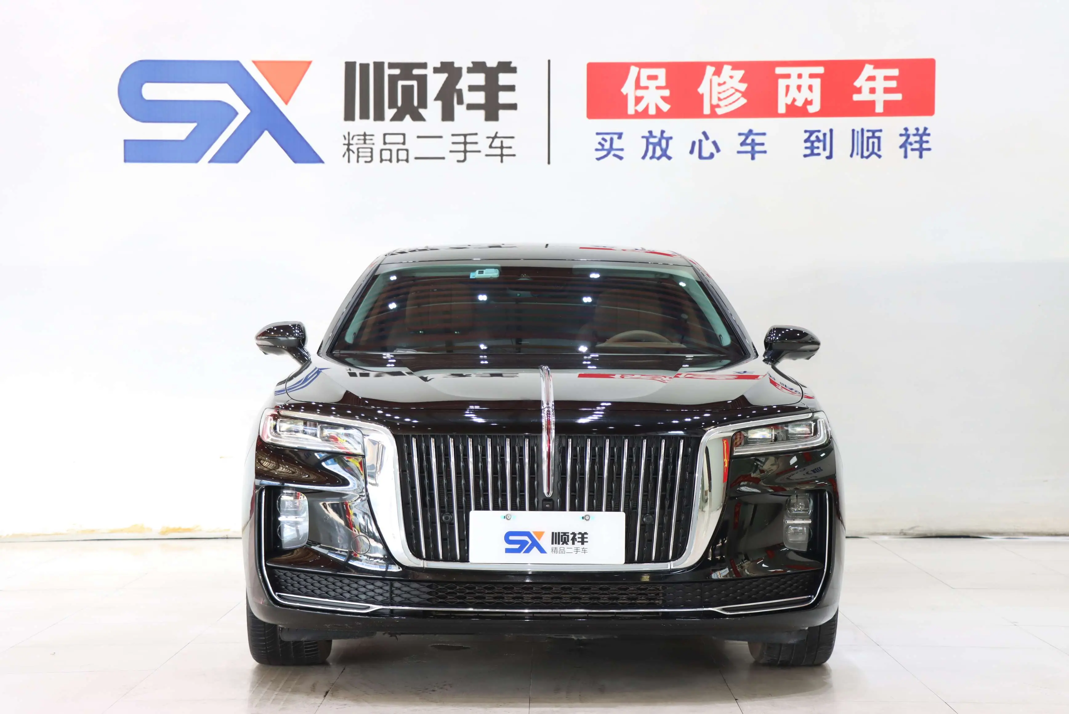 Hongqi H9  из Китая