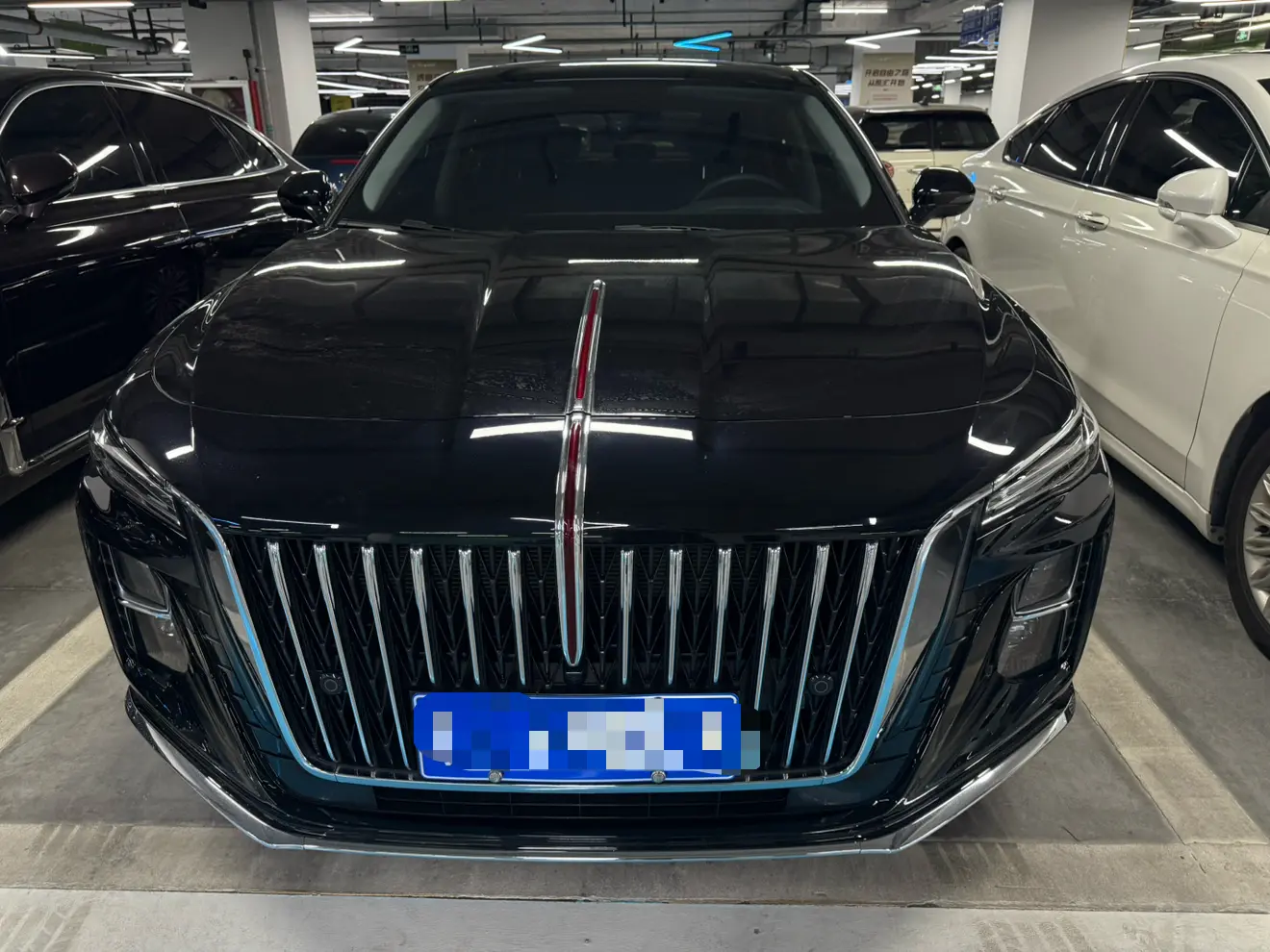 Hongqi H5  из Китая