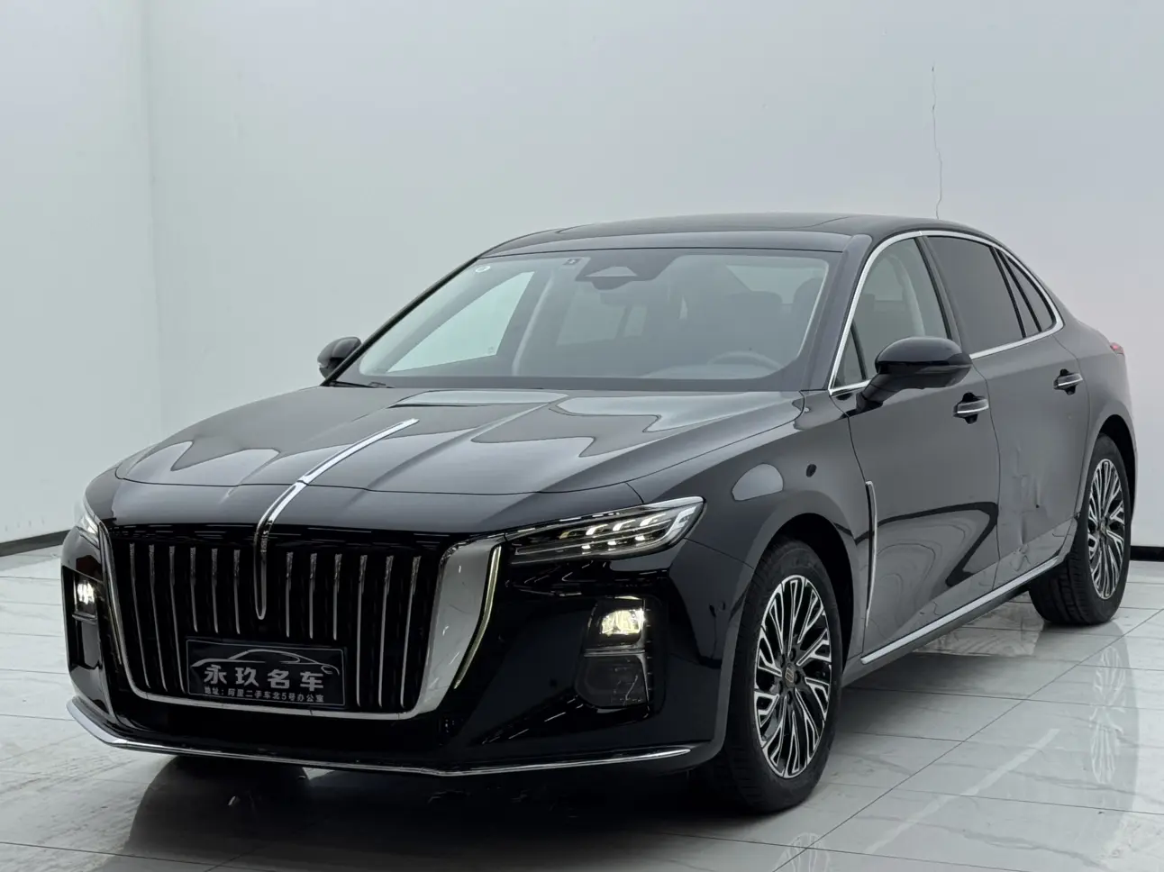 Hongqi H5  из Китая