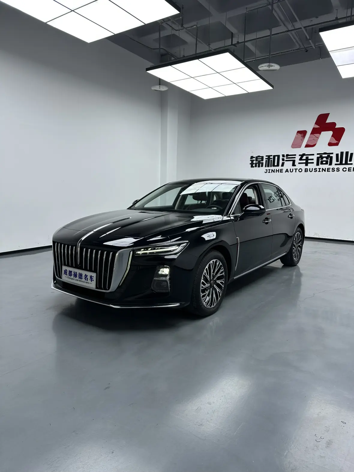 Hongqi H5  из Китая