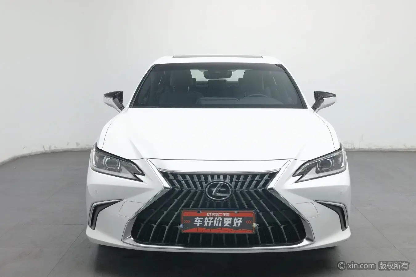 Lexus ES  из Китая