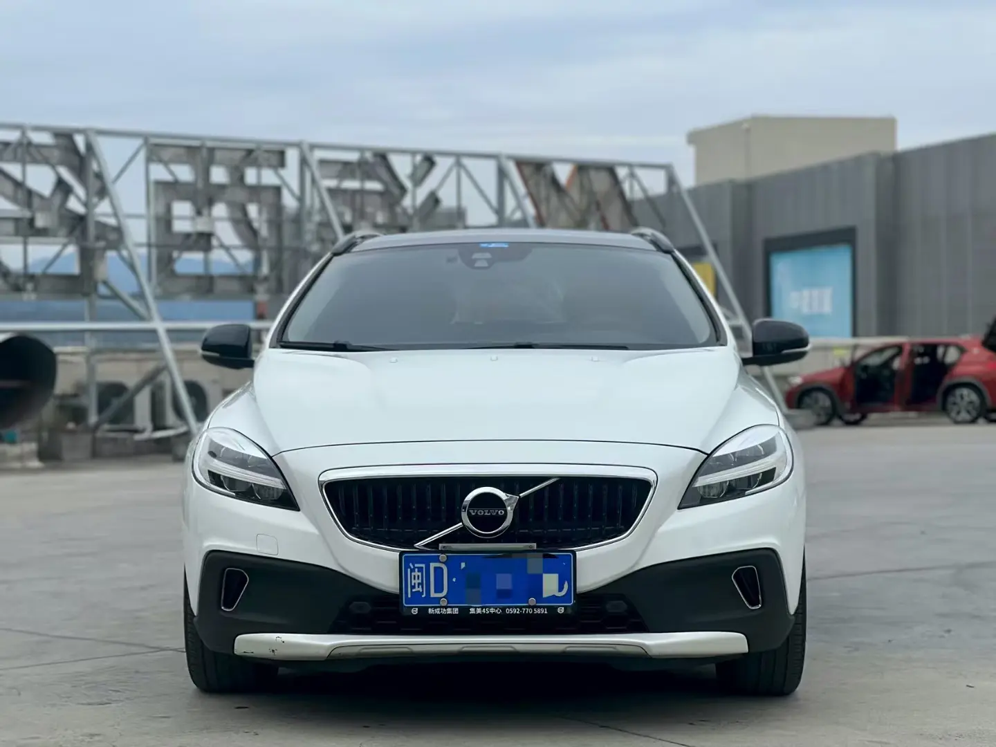 Volvo V40  из Китая