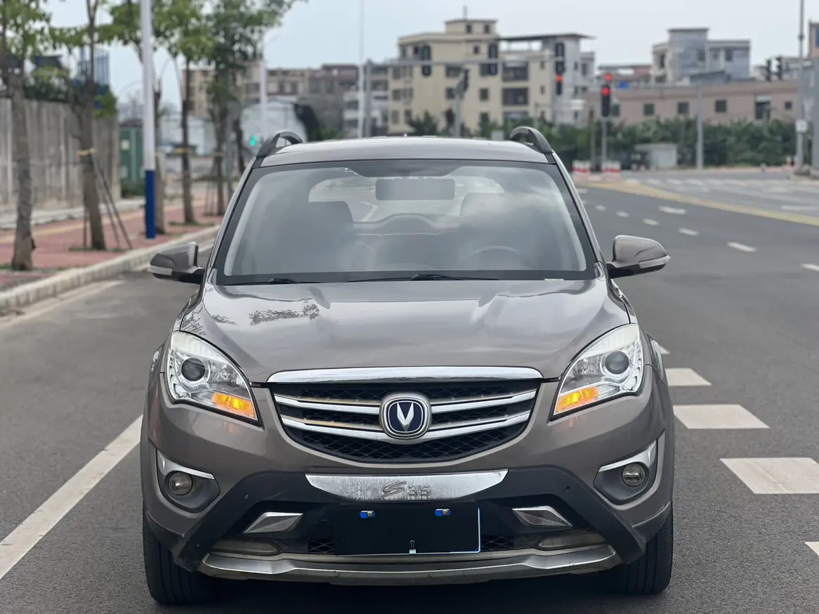Changan CS35  из Китая
