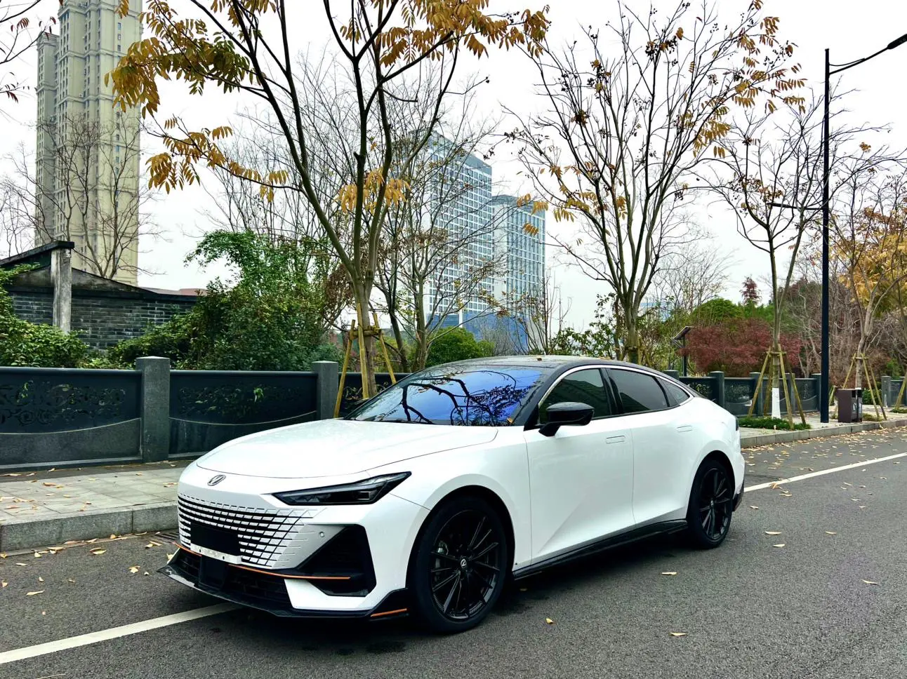 Changan UNI-V  из Китая