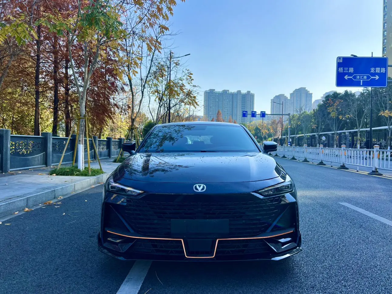Changan UNI-V  из Китая