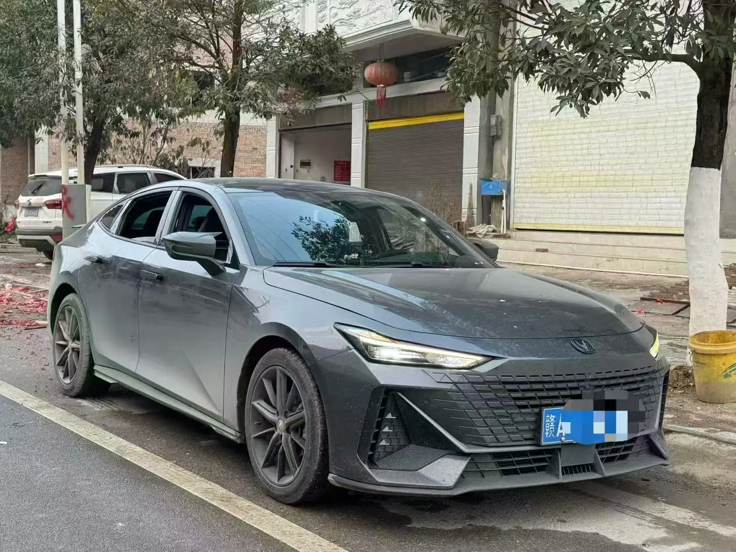 Changan UNI-V  из Китая