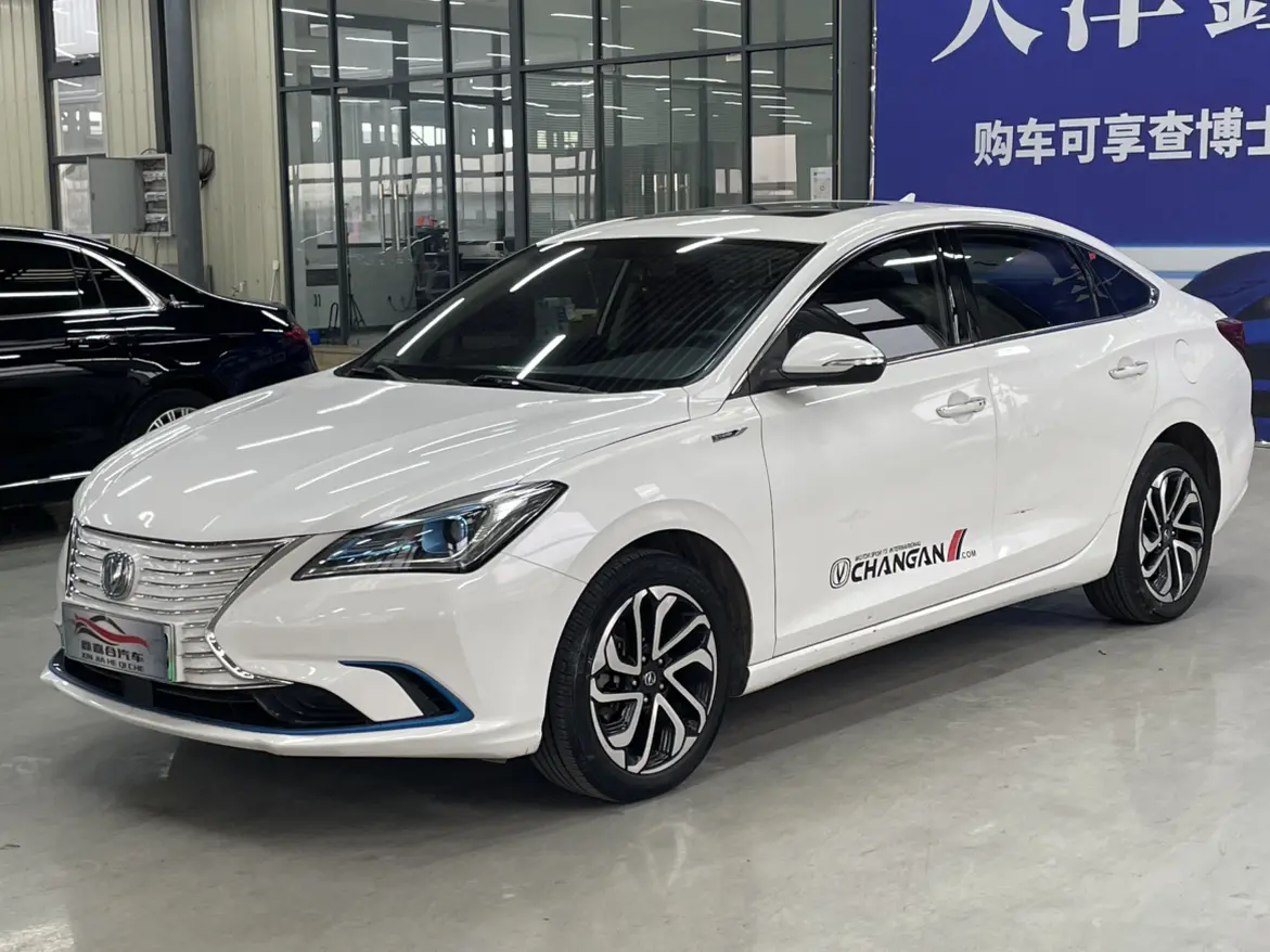 Changan Eado EV  из Китая