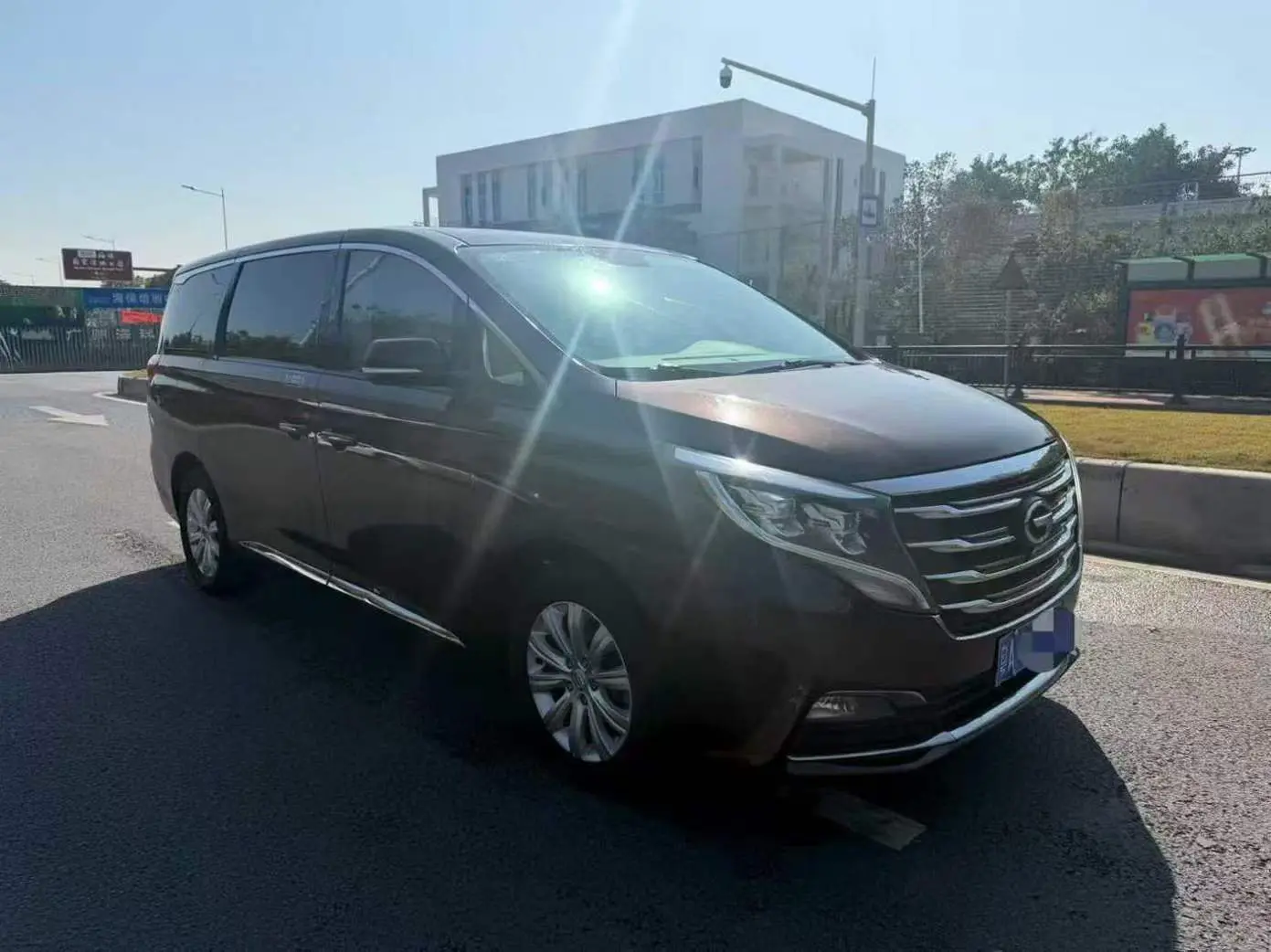 GAC Trumpchi M8  из Китая