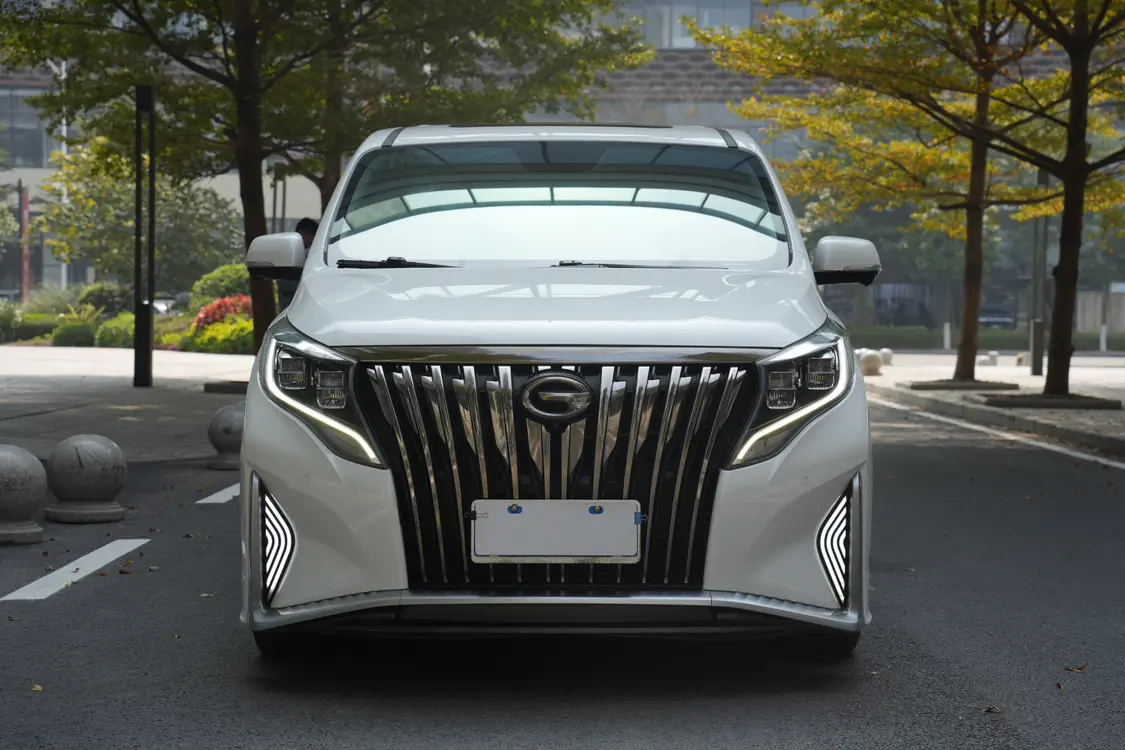 GAC Trumpchi M8  из Китая