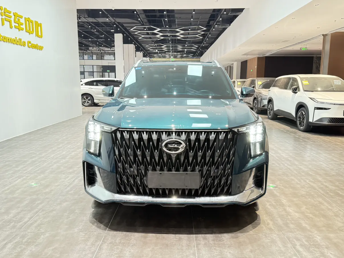 GAC Trumpchi GS8  из Китая