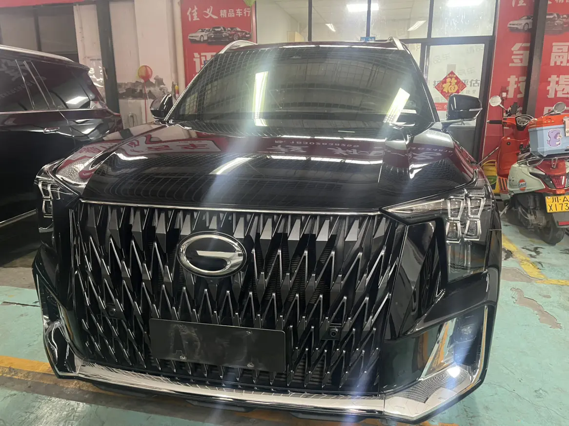 GAC Trumpchi GS8  из Китая