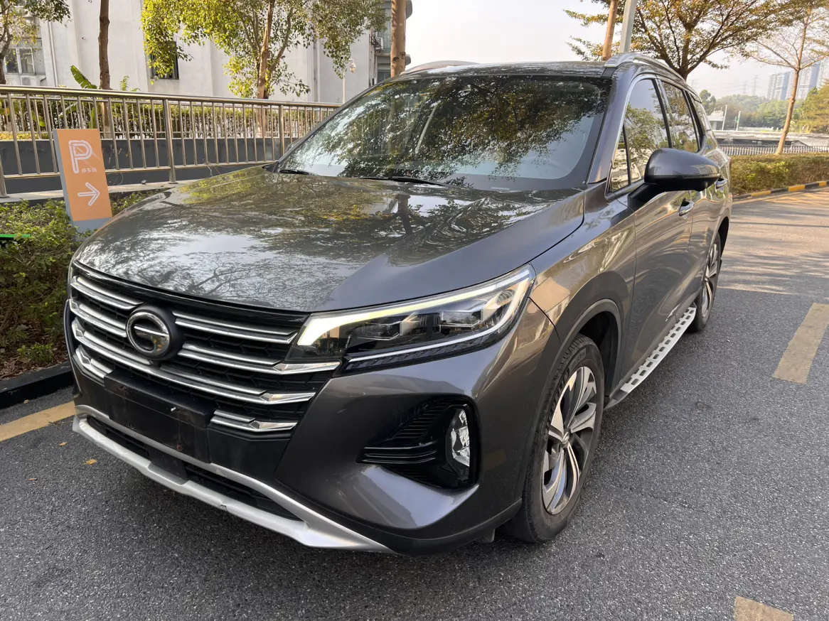 GAC Trumpchi GS4  из Китая