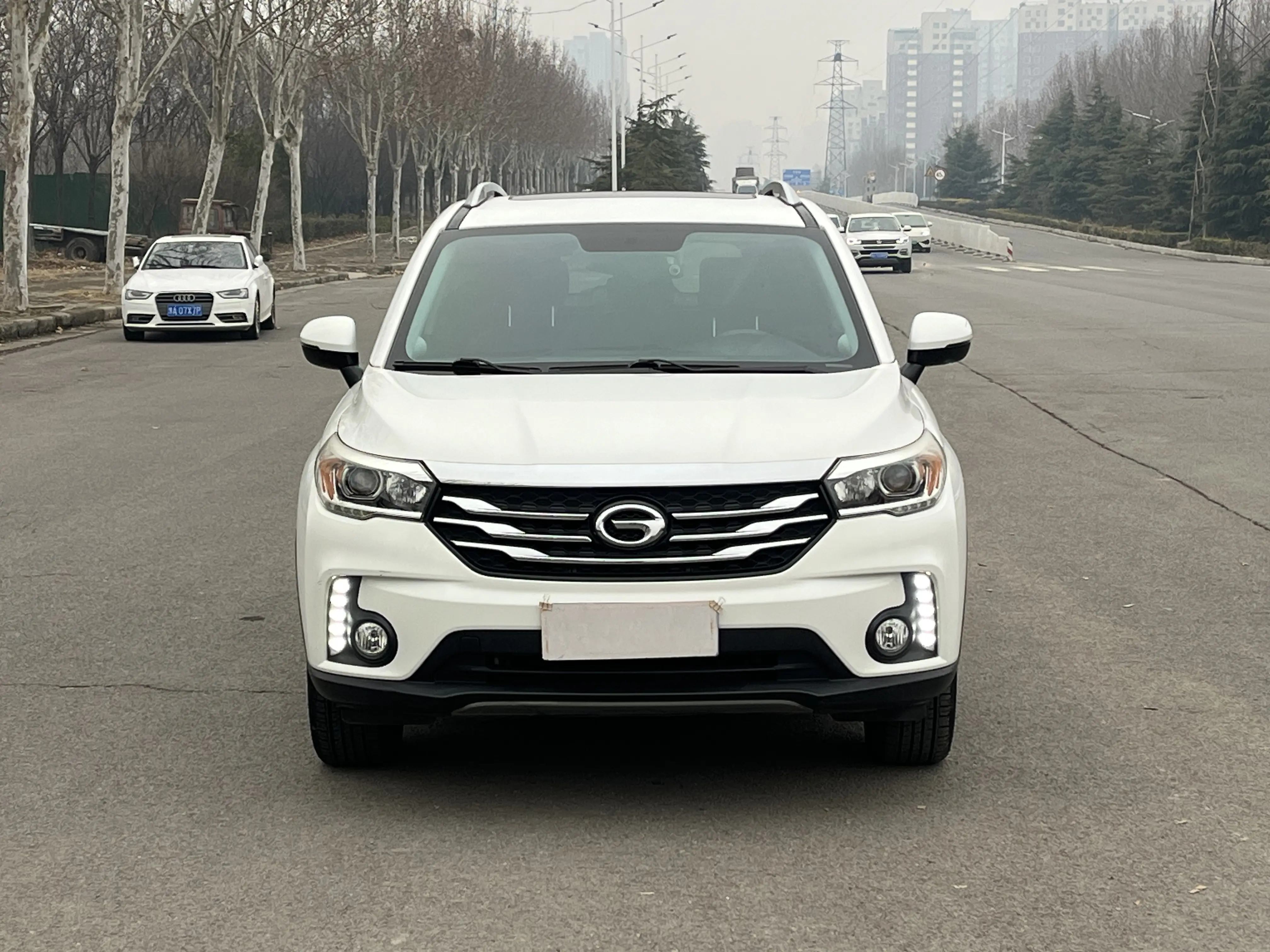 GAC Trumpchi GS4  из Китая