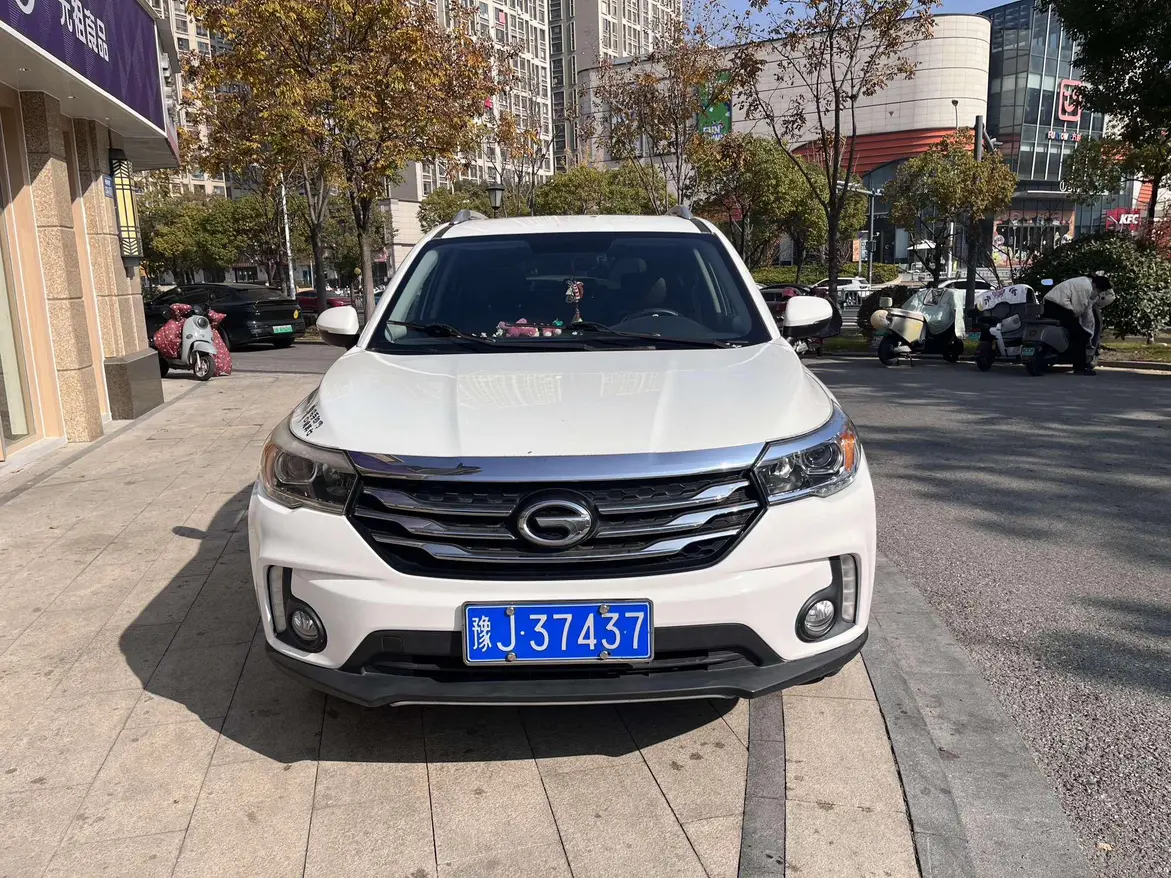 GAC Trumpchi GS4  из Китая