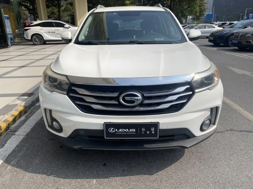 GAC Trumpchi GS4  из Китая