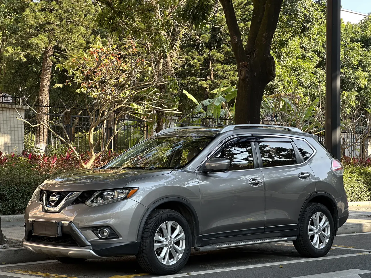 Nissan X-Trail (Qijun)  из Китая