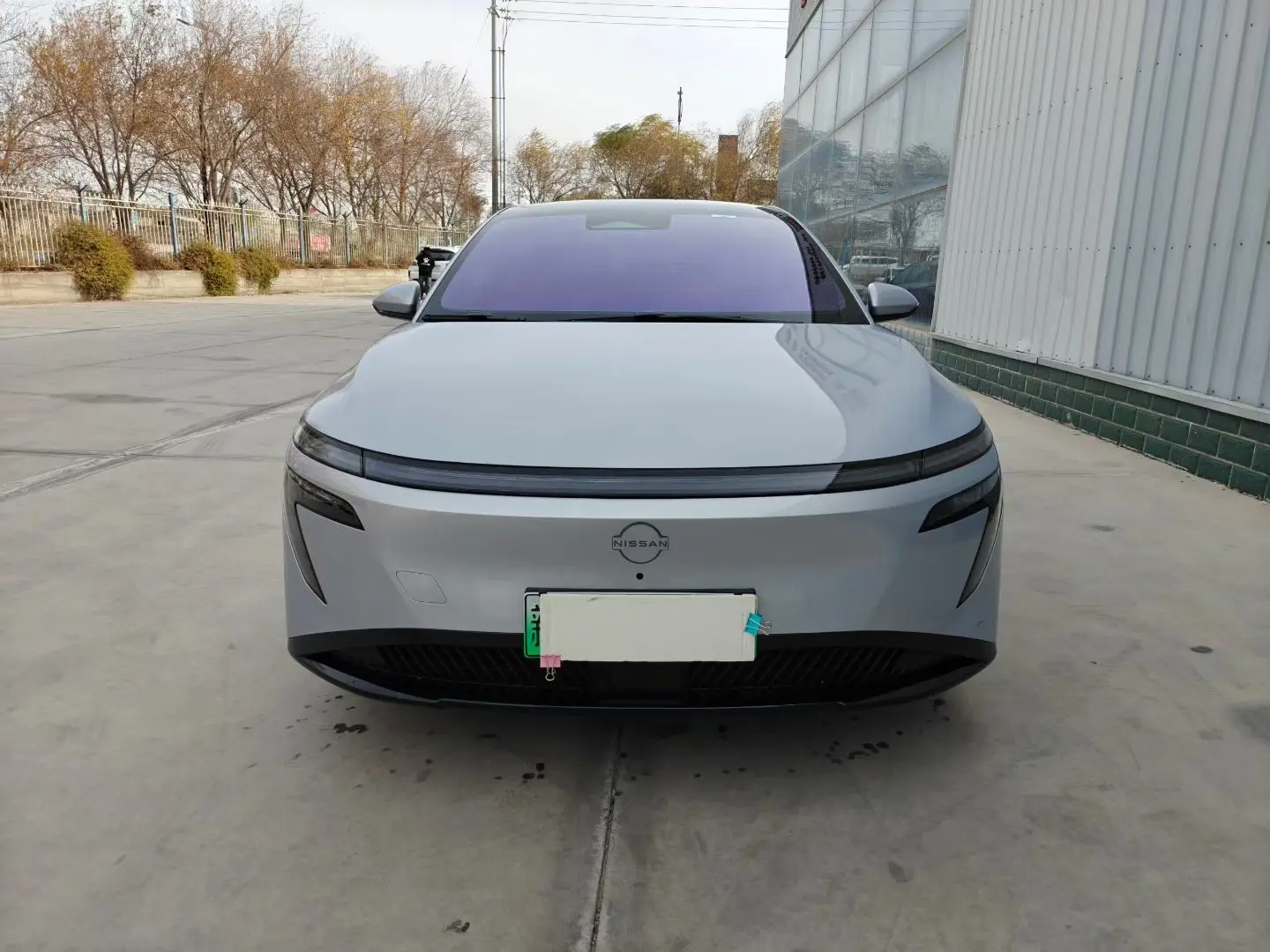 Nissan N7  из Китая