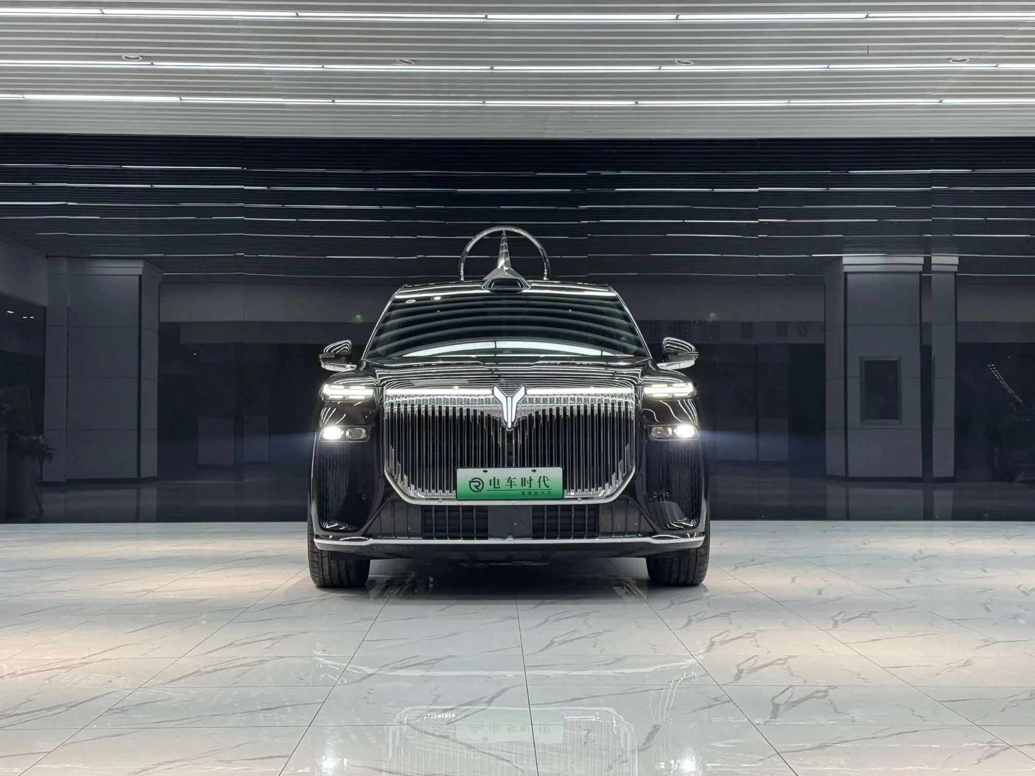 Voyah Lantu Taishan  из Китая