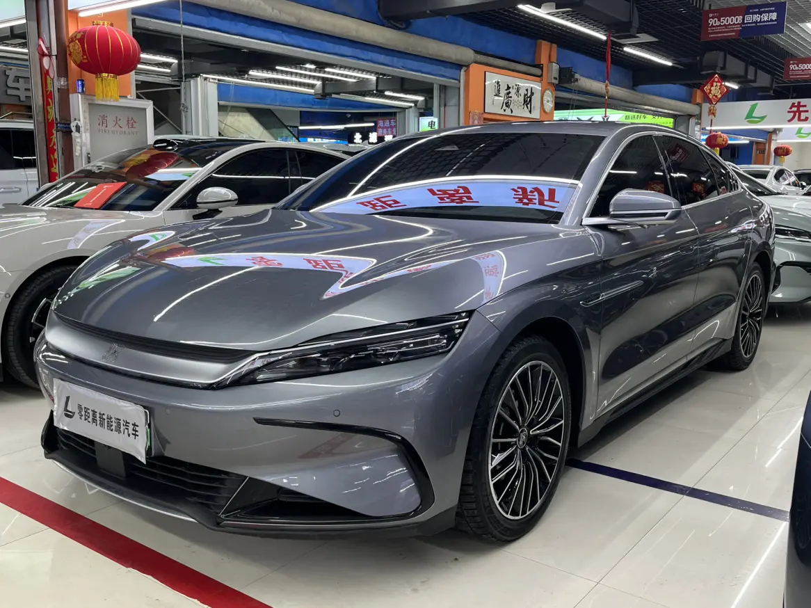 BYD Han EV  из Китая