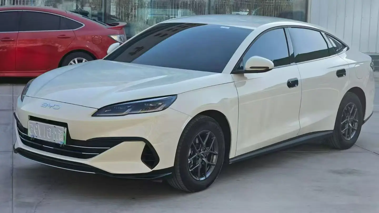 BYD Seal 06DM  из Китая