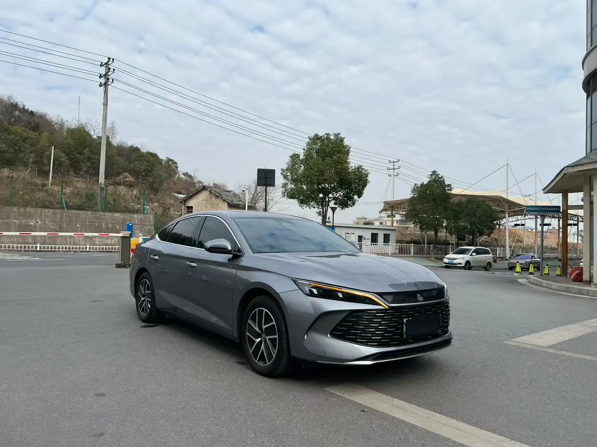 BYD Qin L DM